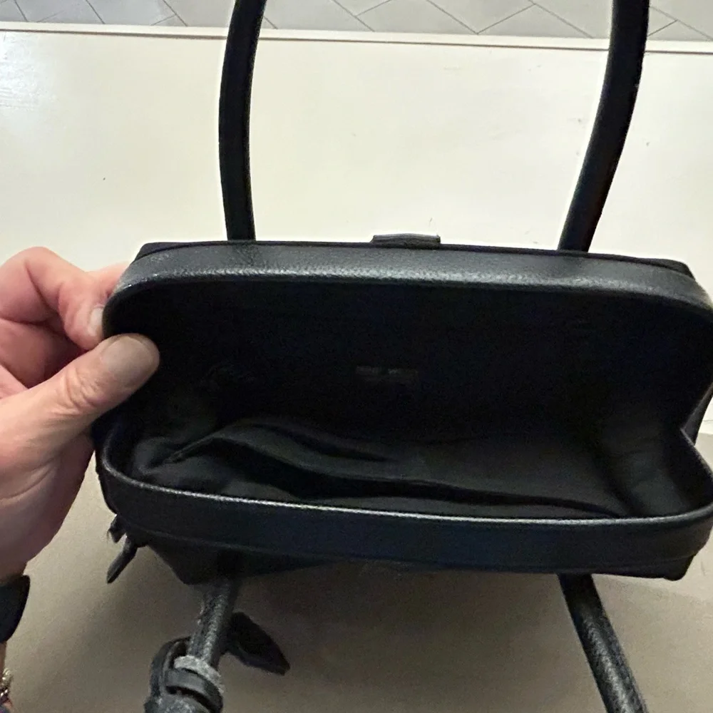 Sophisticated Black Men's Handbag-Nine West Beautiful/no damage/clean